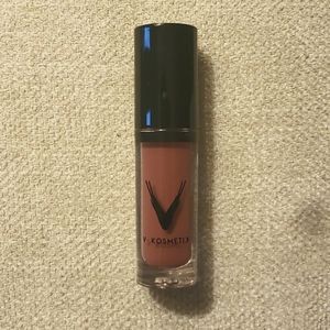 V Kosmetik Creamy Liquid Velvet Lipstick